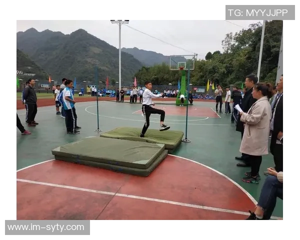 贺炜：面对失利中国队不必气馁未来仍需努力和提升