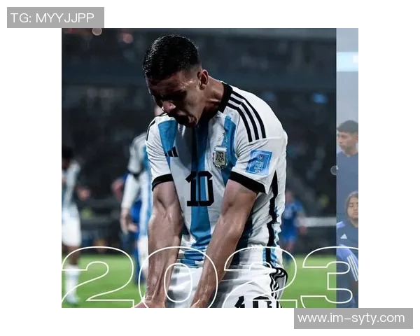 迈阿密国际免签阿根廷右后卫法昆多穆拉引发热议